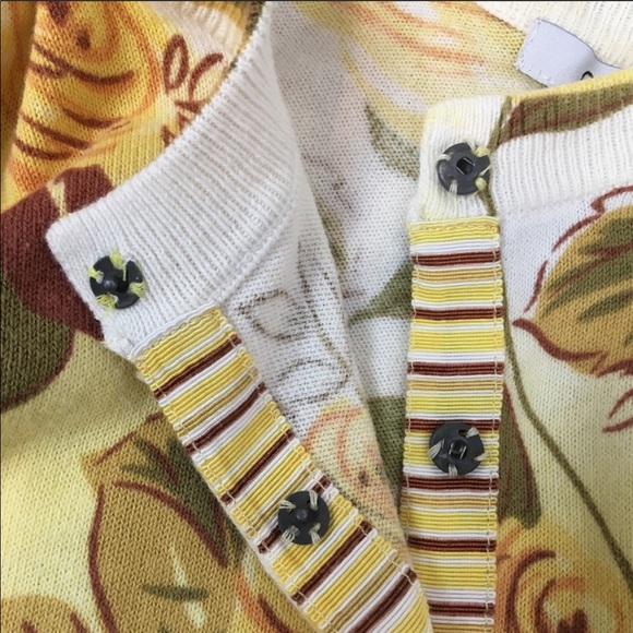 🆕CAbi Rose Yellow Print Snap Crop Cardigan 3/4 Sl - Picture 5 of 7